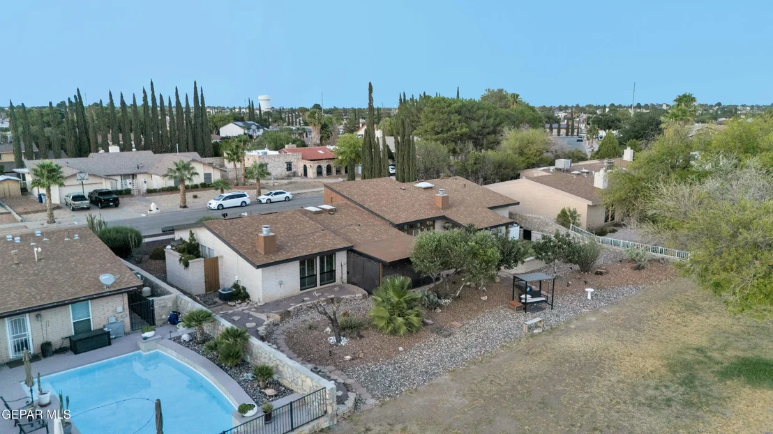 Photo of 1621 TOMMY AARON Drive