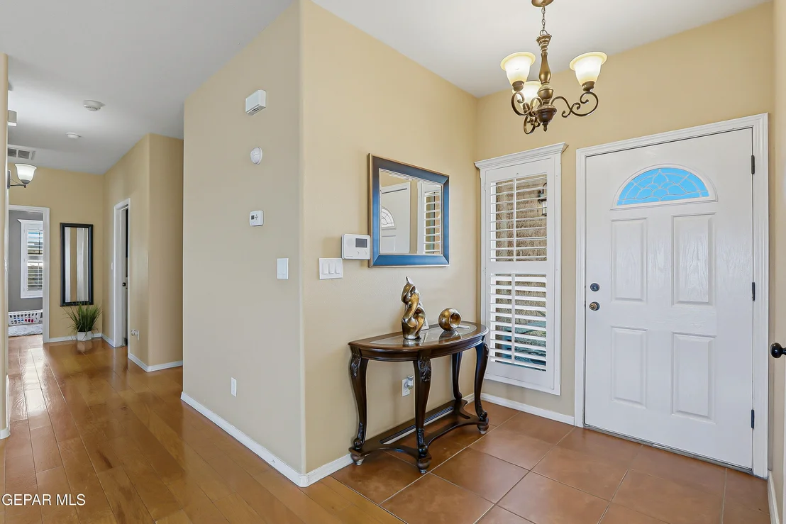 Photo of 616 MYRIAM Drive