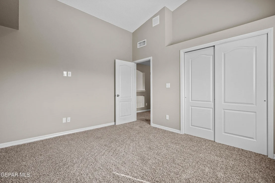 Photo of 11509 CHARLES BOYLE Place