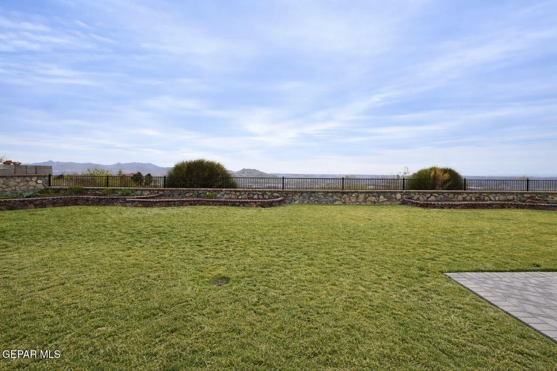Photo of 5433 Cactus Hill Drive