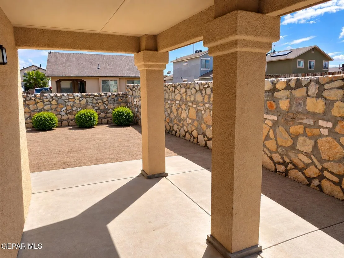 Photo of 14326 SPANISH POINT Drive