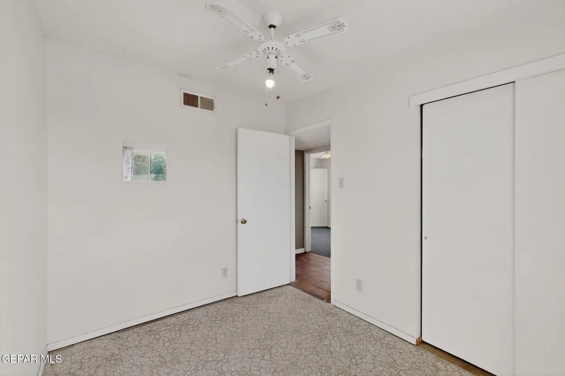 Photo of 917 MARIGOLD Way