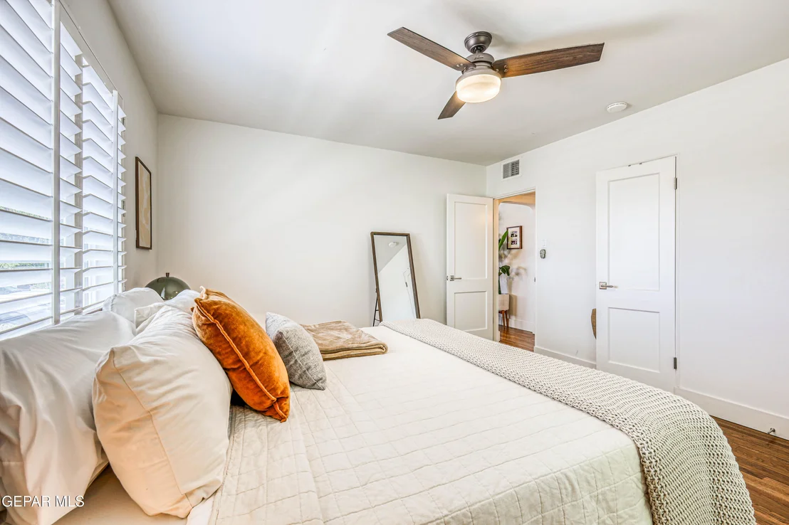 Photo of 2304 FLORENCE