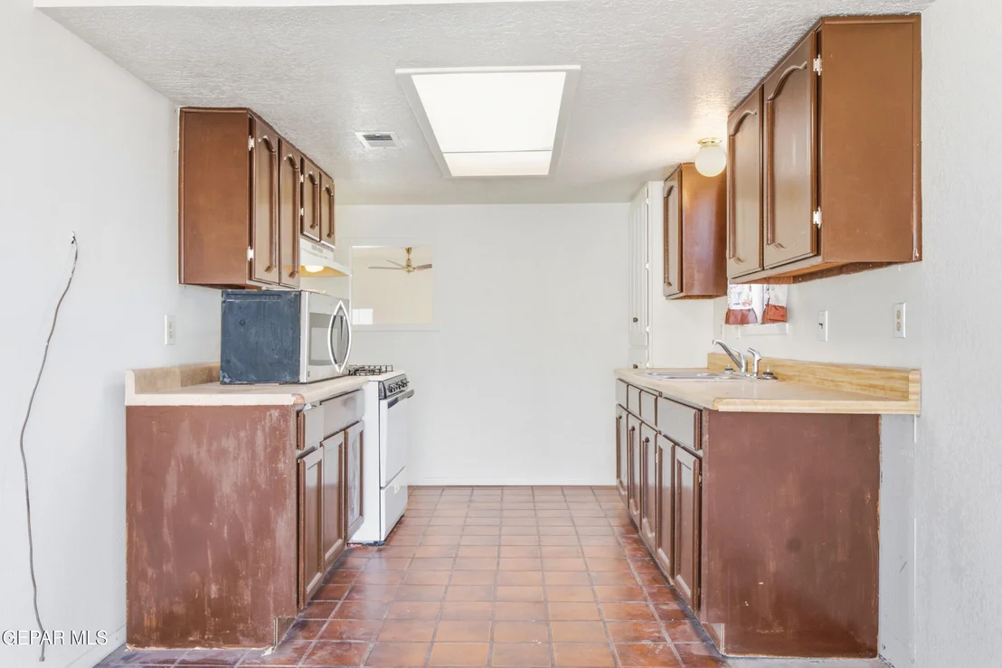 Photo of 1530 BOB SMITH Drive