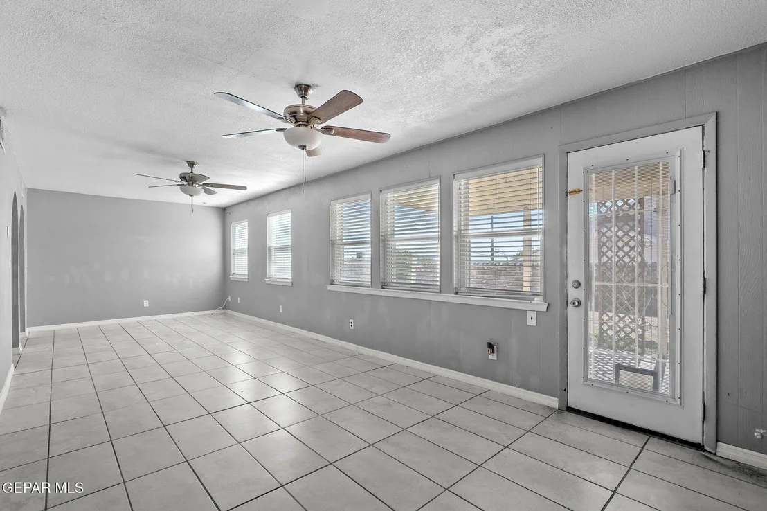 Photo of 237 MOONGLOW Drive