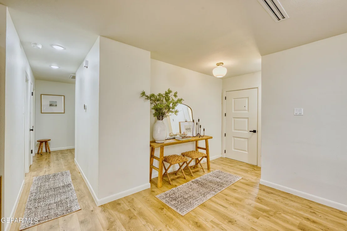 Photo of 10528 Saigon Drive