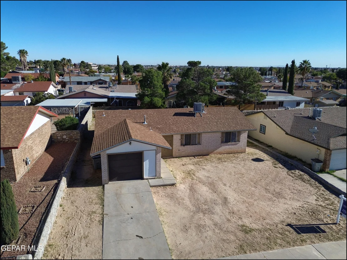 Photo of 1612 JAMES CHISUM Drive