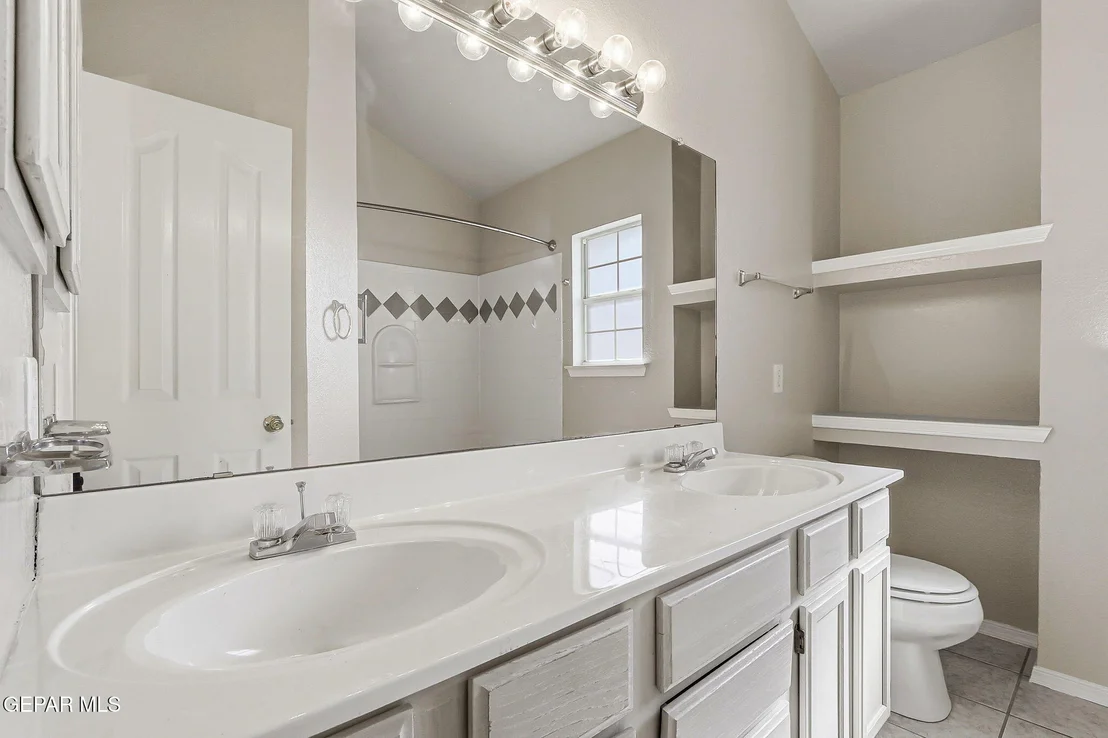 Photo of 6336 Franklin Ridge Drive