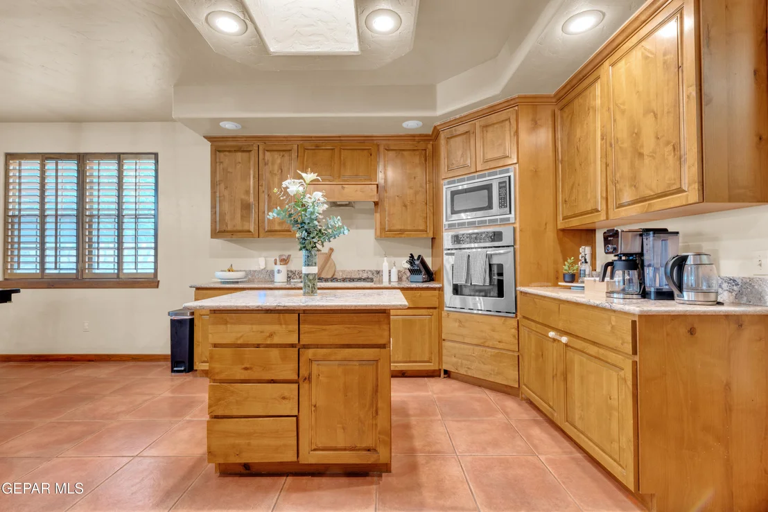 Photo of 1072 LOS MOROS Drive