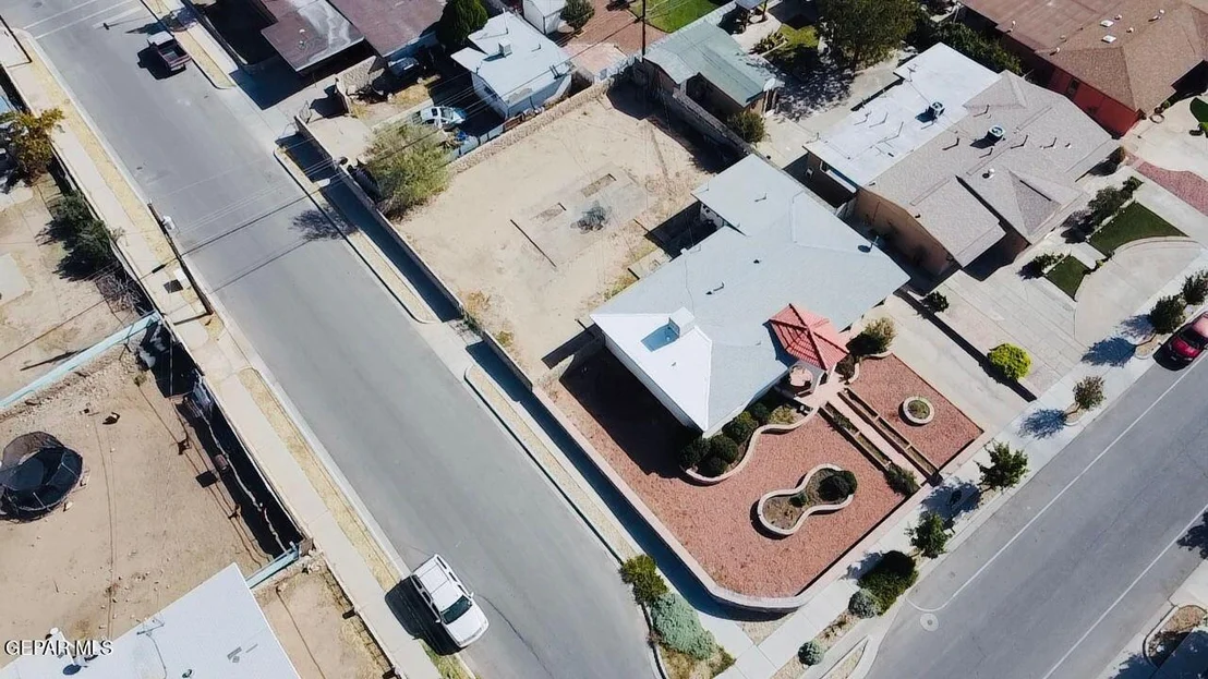 Photo of 400 De Vargas Drive