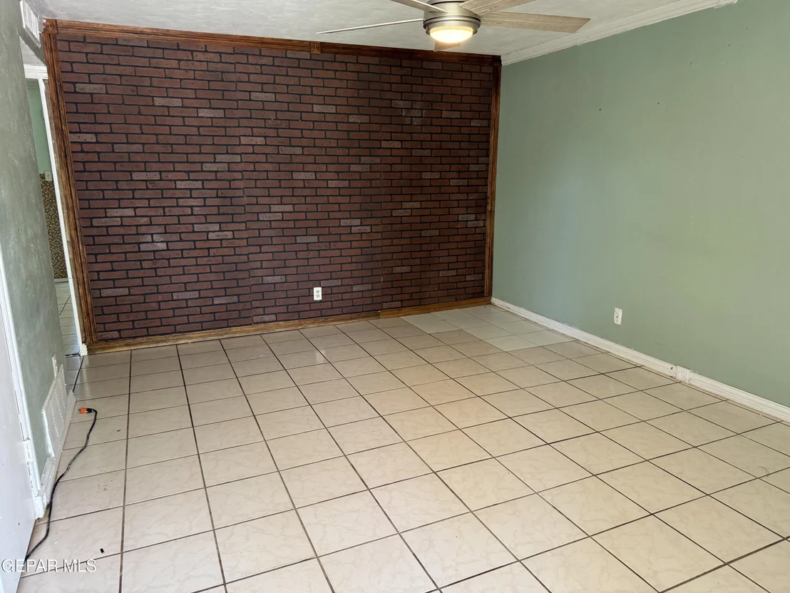 Photo of 5712 ARROWHEAD Drive