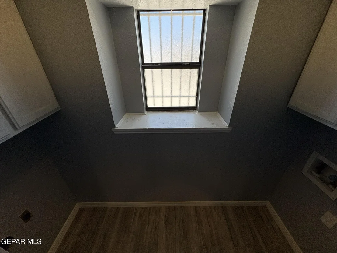 Photo of Unit A at 1550 GREG POWERS Drive