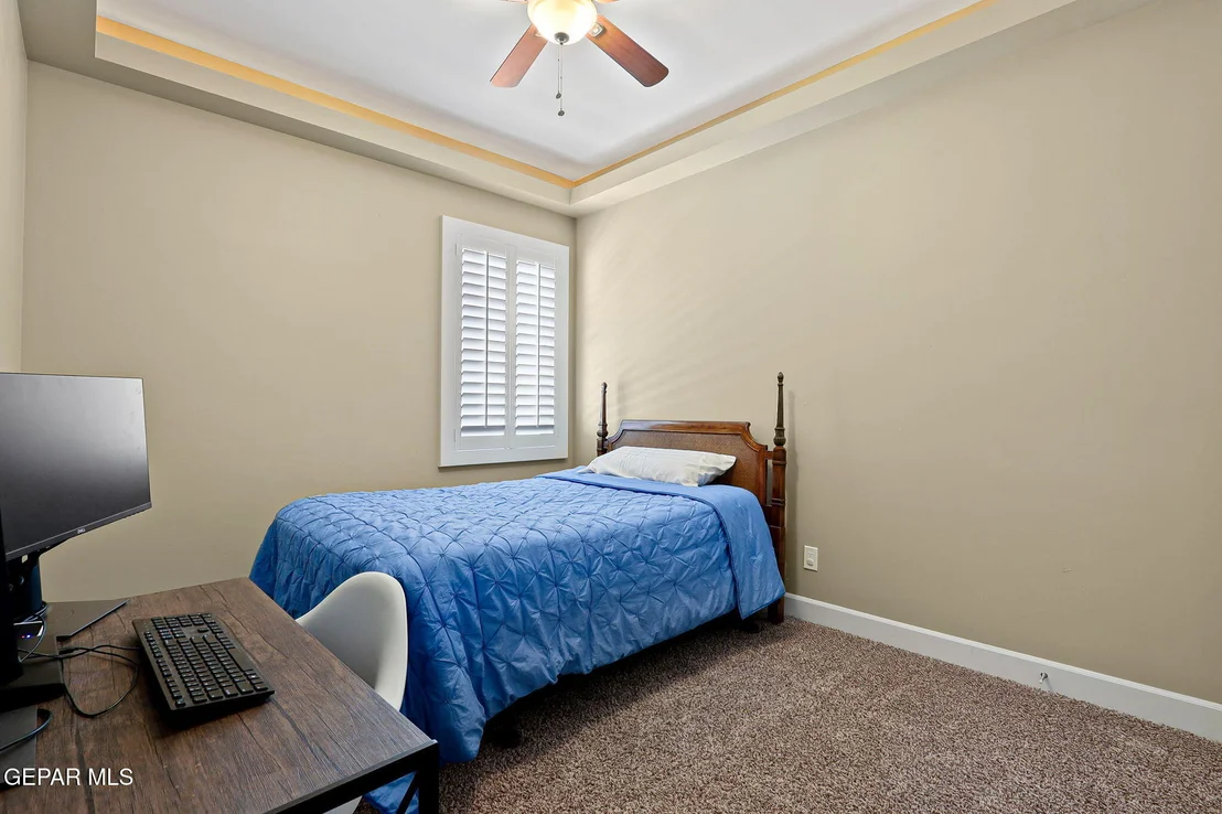 Photo of 917 Clapham Street