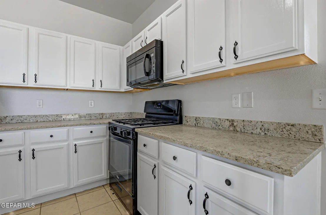 Photo of 10424 SILVERCLOUD Drive