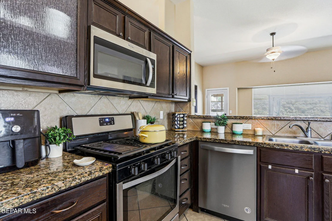 Photo of 3166 Hidden Valley Drive