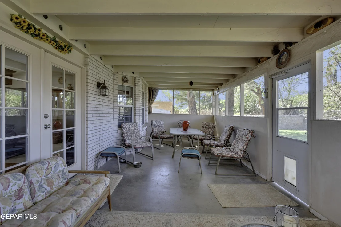 Photo of 801 MONTCLAIR Drive
