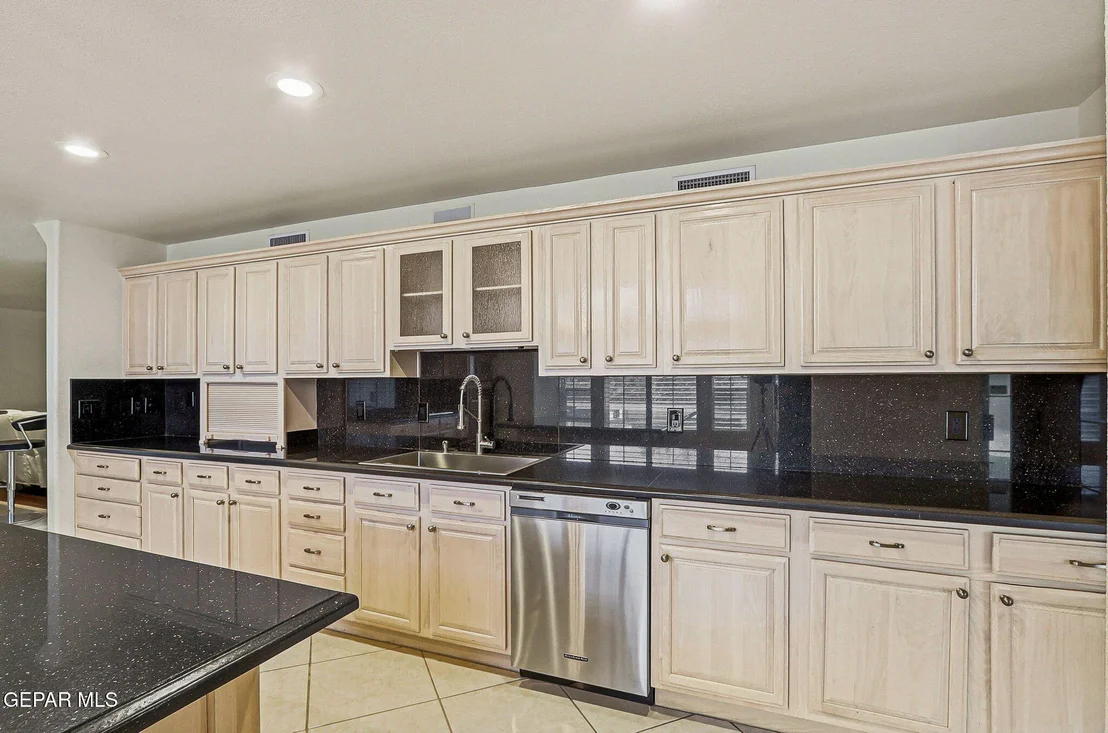 Photo of 6016 OLEASTER Drive