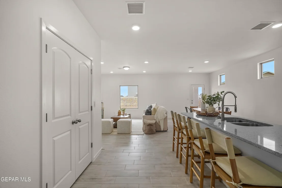 Photo of 13821 Summer Wave Avenue