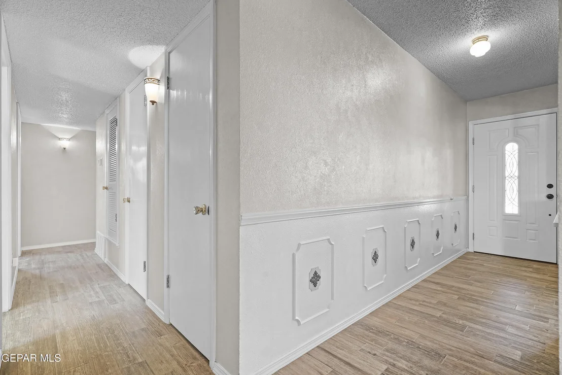 Photo of 1300 SUNBURST Drive