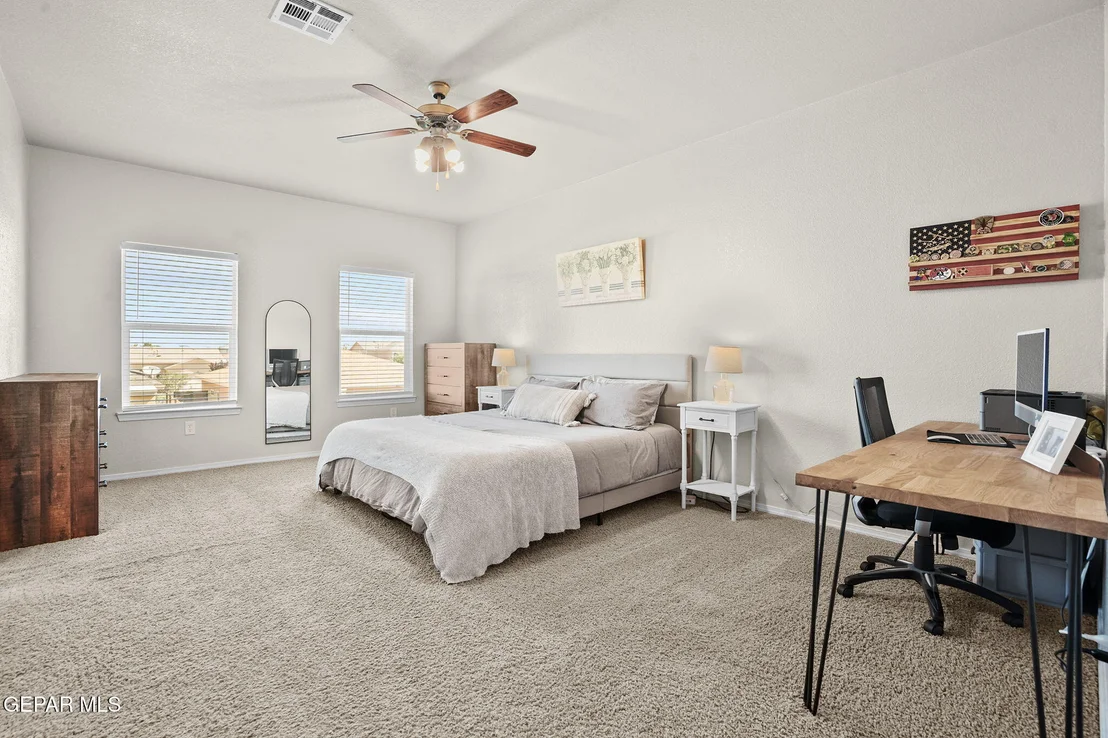 Photo of 5813 REDSTONE RIM Drive