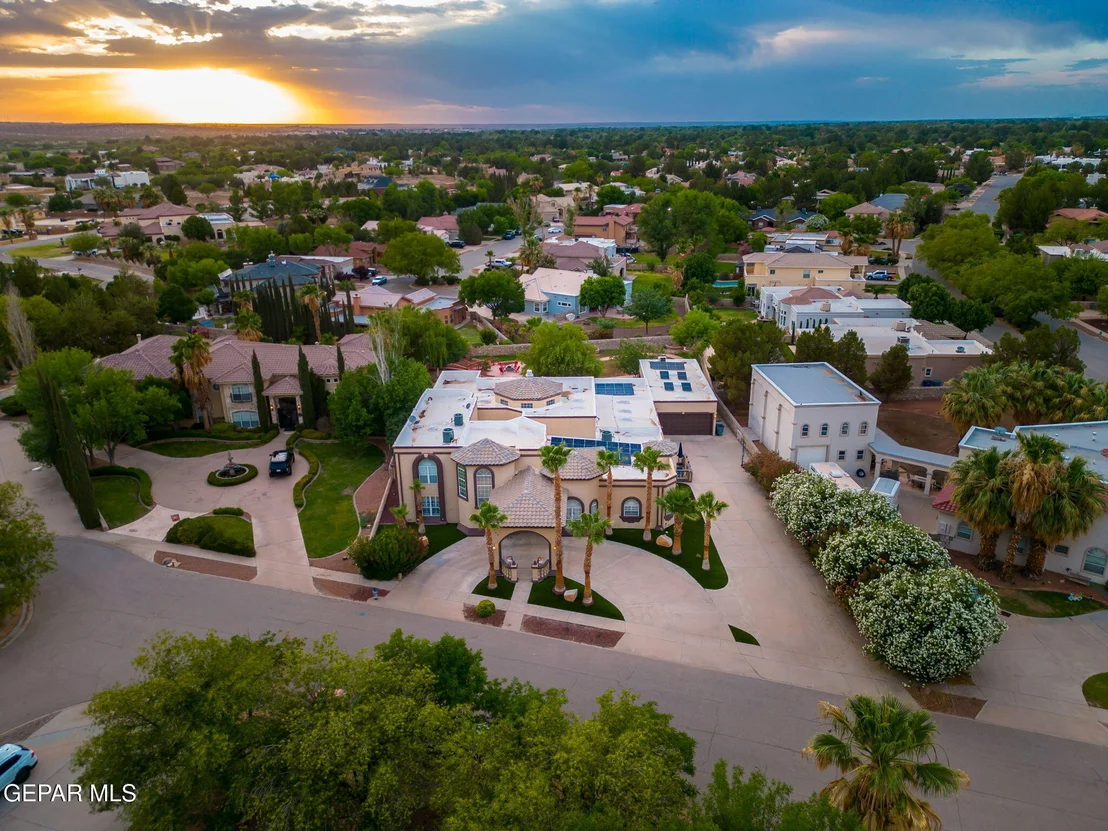 Photo of 605 MEADOW WILLOW Drive