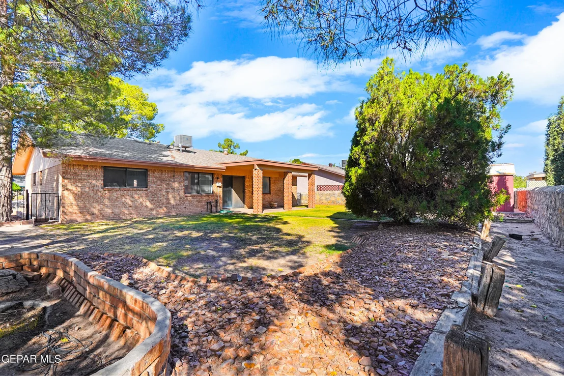 Photo of 1628 GENE TORRES Drive
