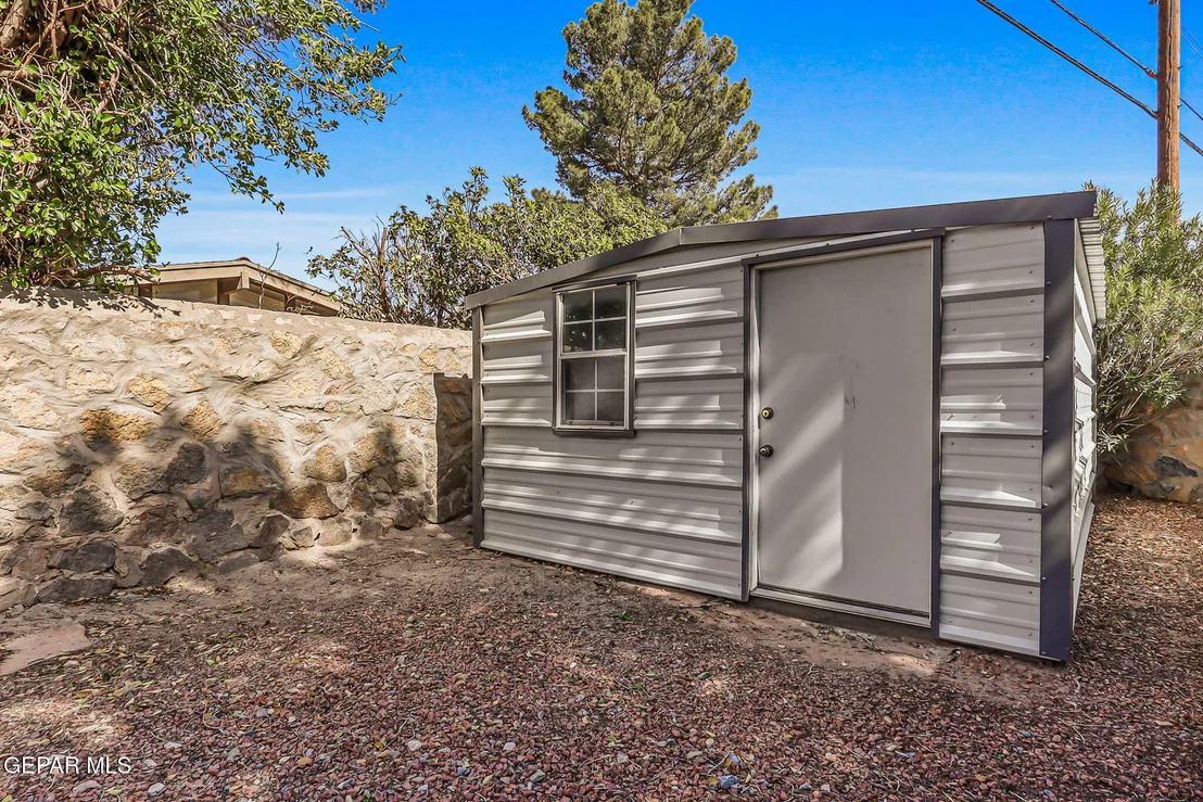 Photo of 301 NORTHWIND Drive
