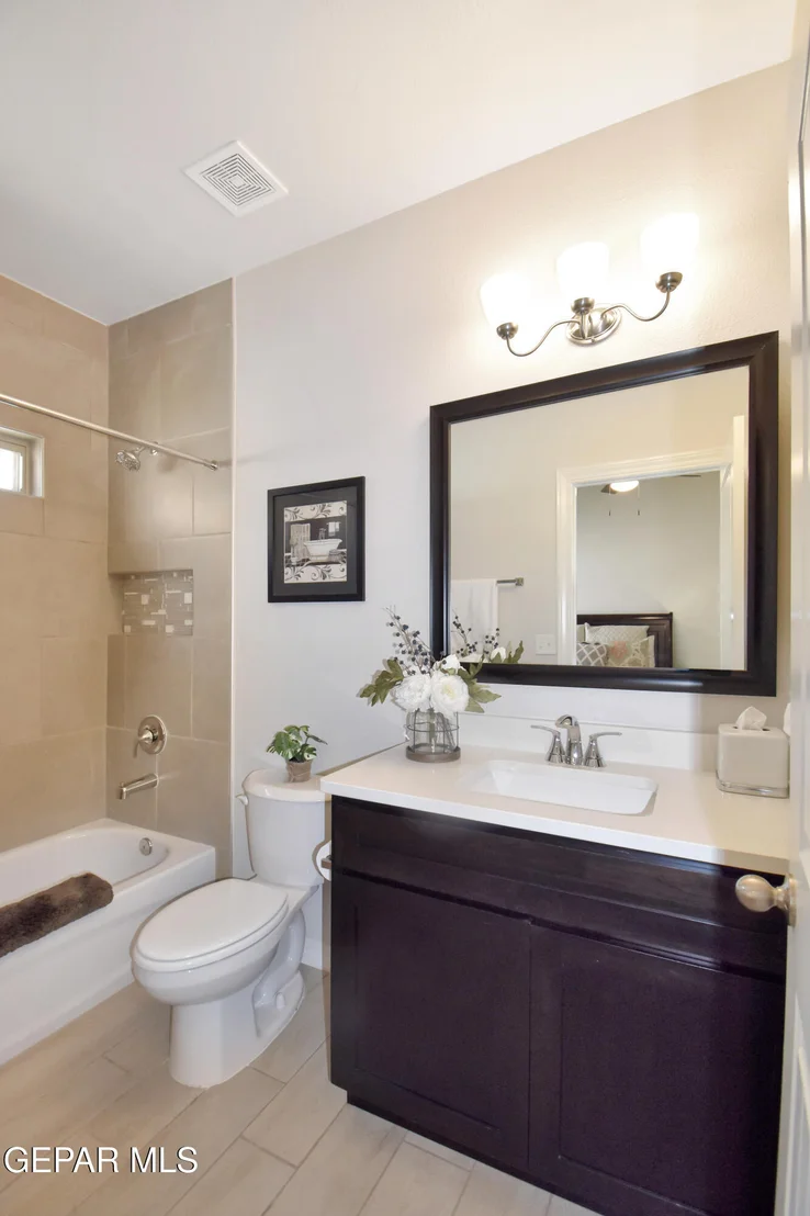 Photo of 2240 Small Mountain Place