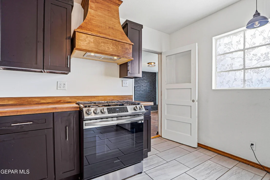 Photo of 8832 MOUNT HAGAN Drive