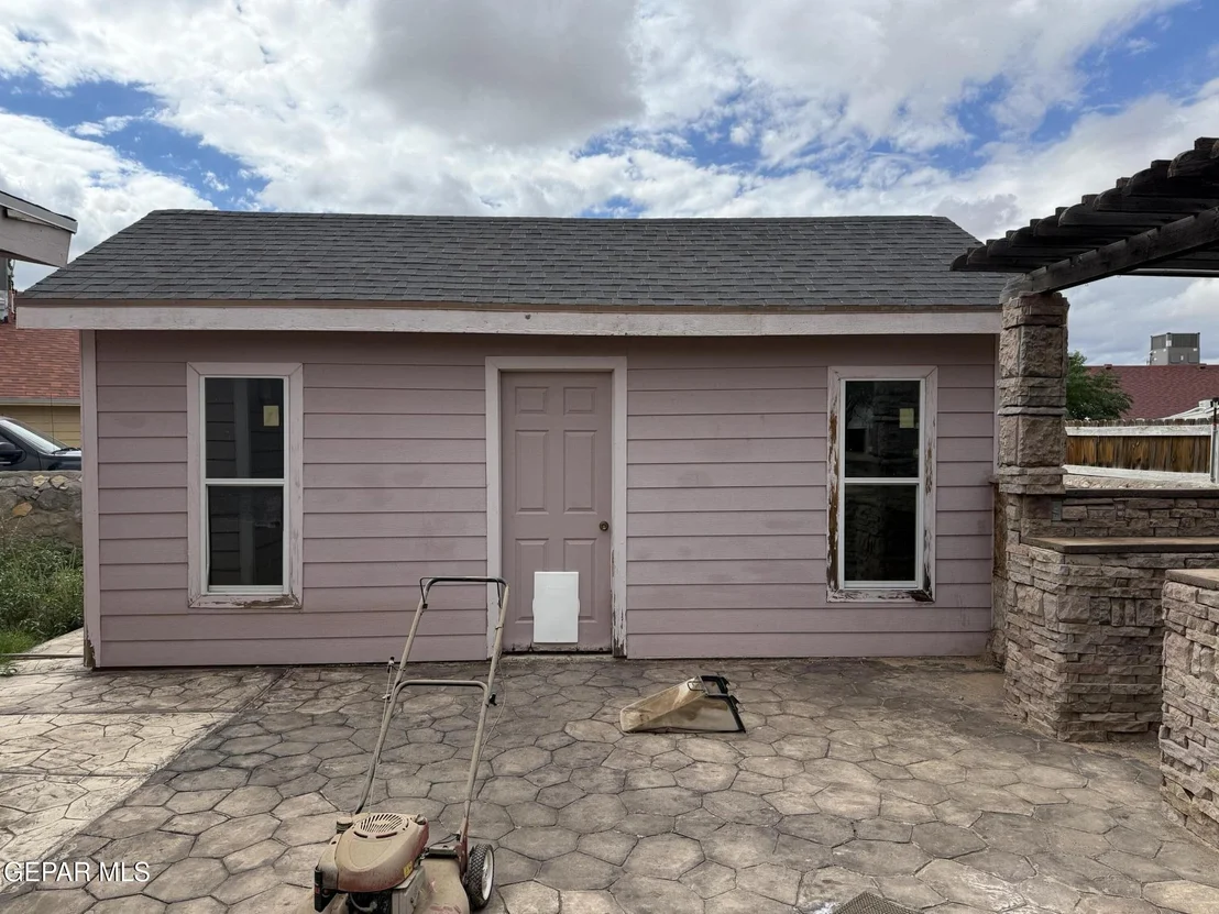 Photo of 3025 OAK TOWER Place