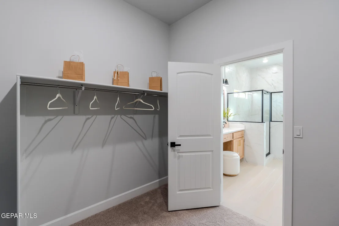 Photo of 1850 Pommel Place