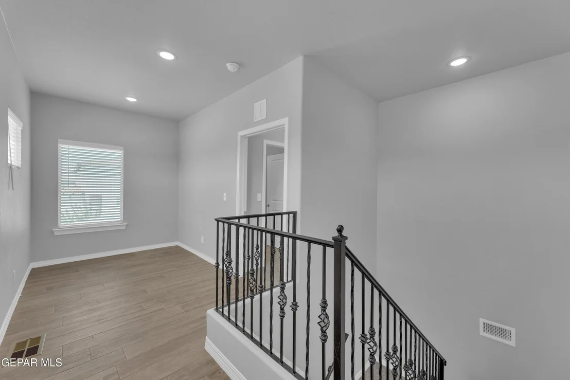 Photo of 1076 Haper Court