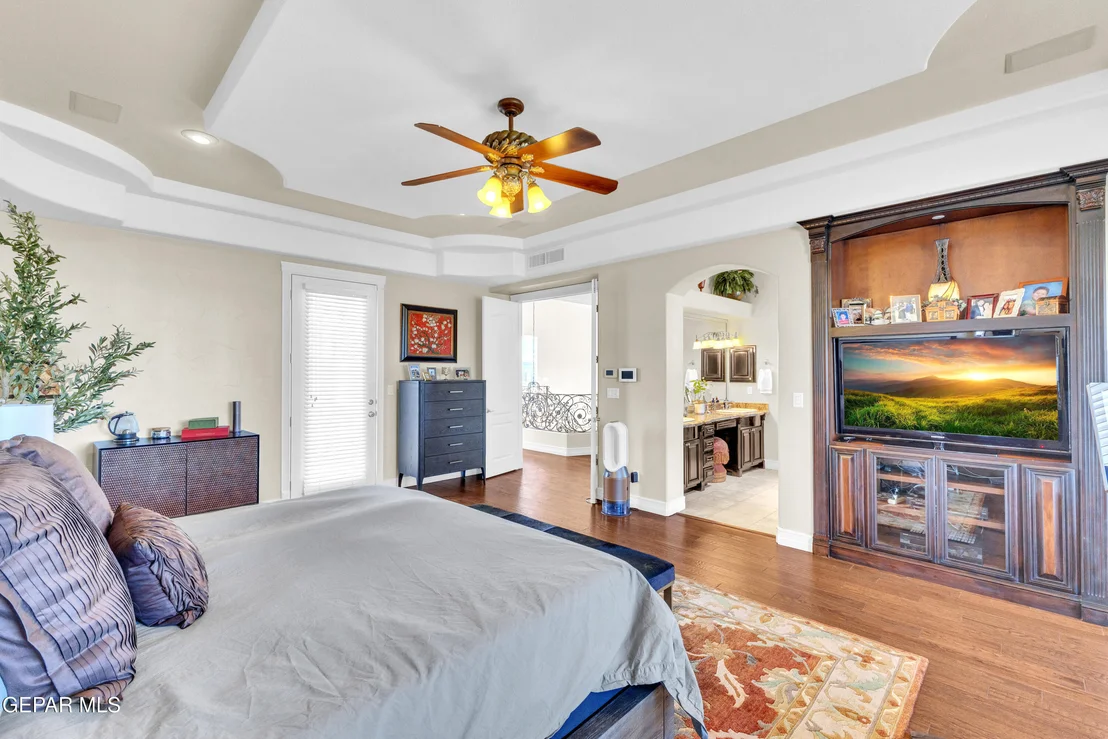 Photo of 1237 CALLE LAGO