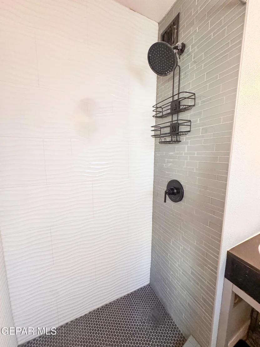 Photo of 907 BRAZIL Place