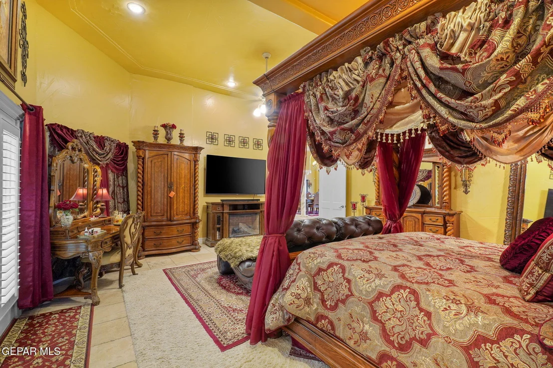 Photo of 605 MEADOW WILLOW Drive