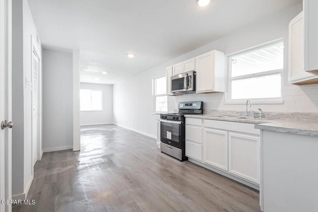 Photo of 720 Santa Barbara Drive