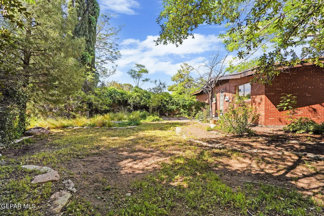 Photo of 416 POCANO Lane