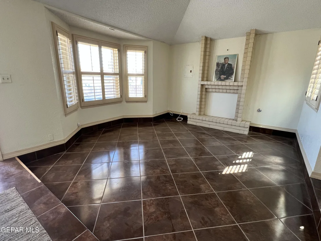 Photo of 9957 HONEY LOCUST Lane