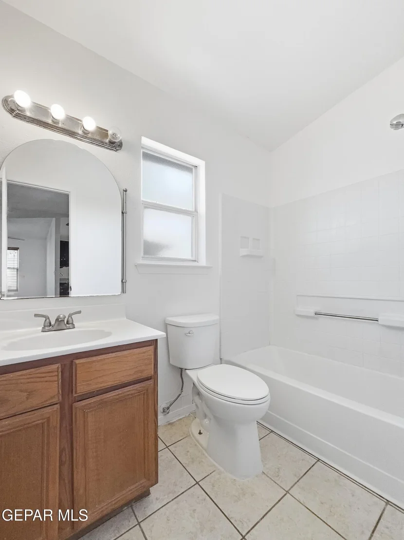 Photo of 1695 SAINT STEPHEN Place