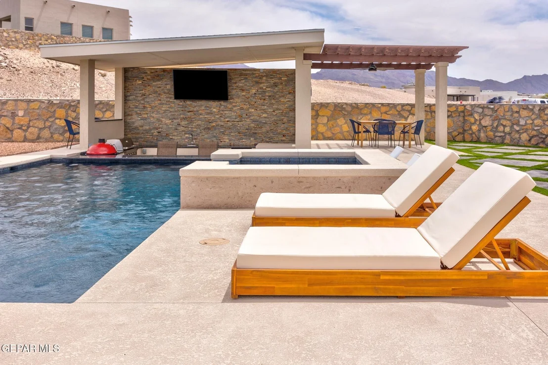 Photo of 7417 Caveson Court