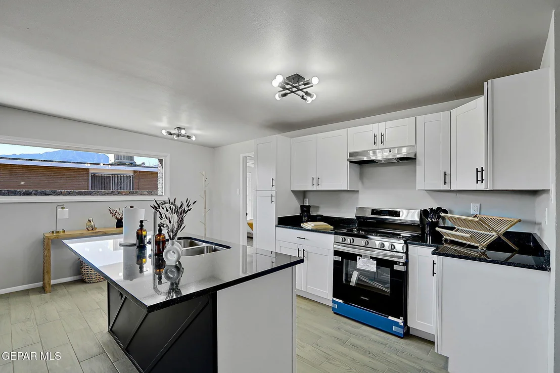 Photo of 5032 ALPS Drive