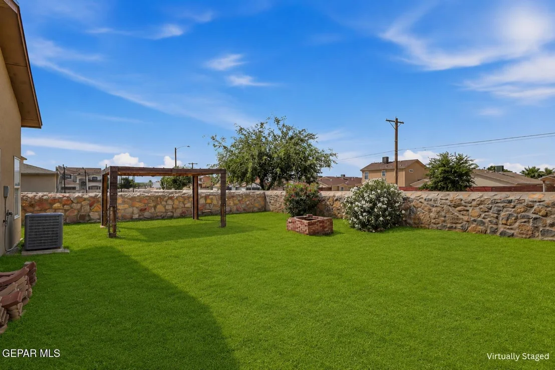 Photo of 7152 MESQUITE TREE Lane