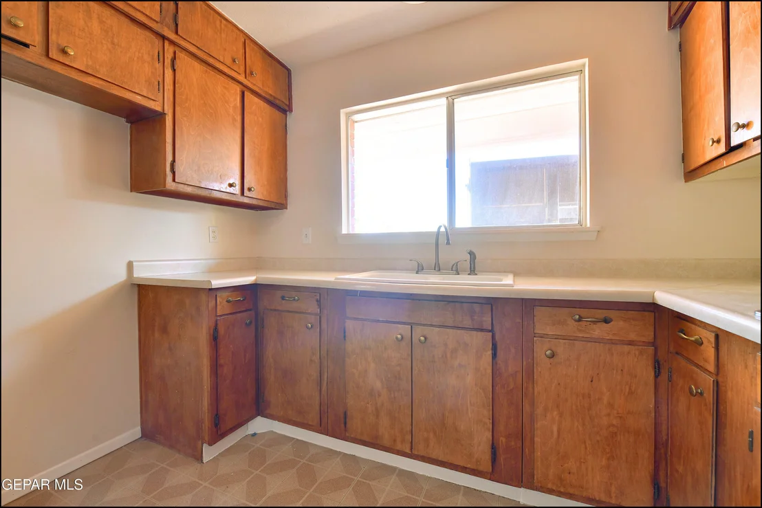 Photo of 3312 DIAMOND Drive
