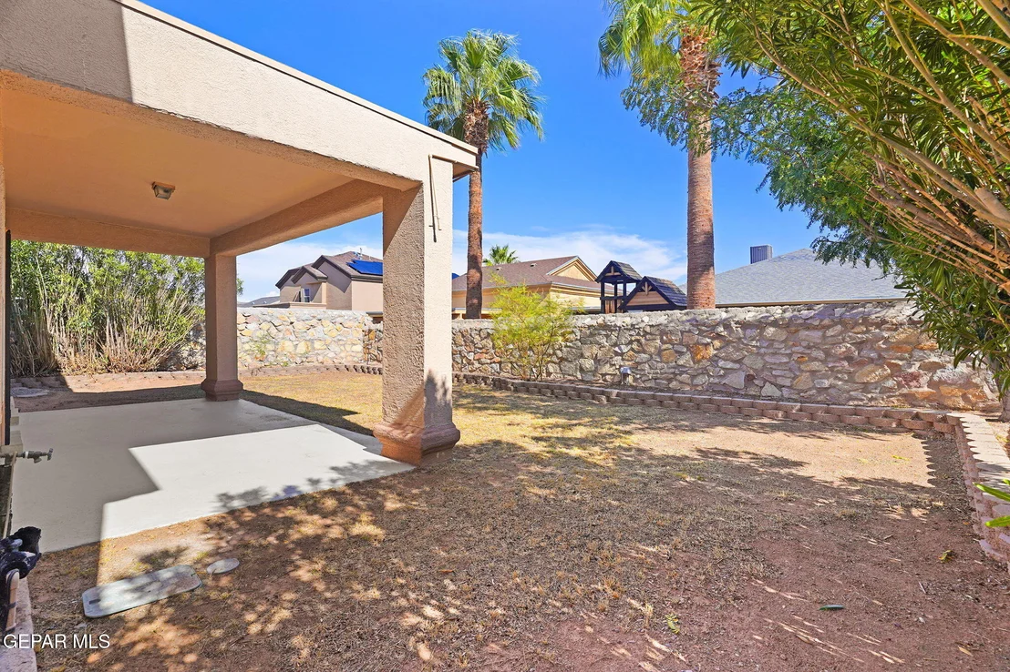 Photo of 5544 GUSTAVO MADRID Lane