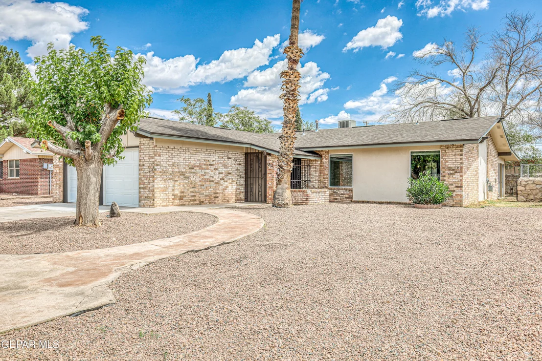 Photo of 712 CARABINAS Way
