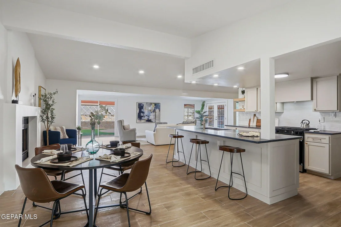 Photo of 2348 SEA SIDE Drive