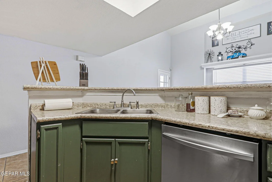 Photo of 11050 GOLDEN POND Drive