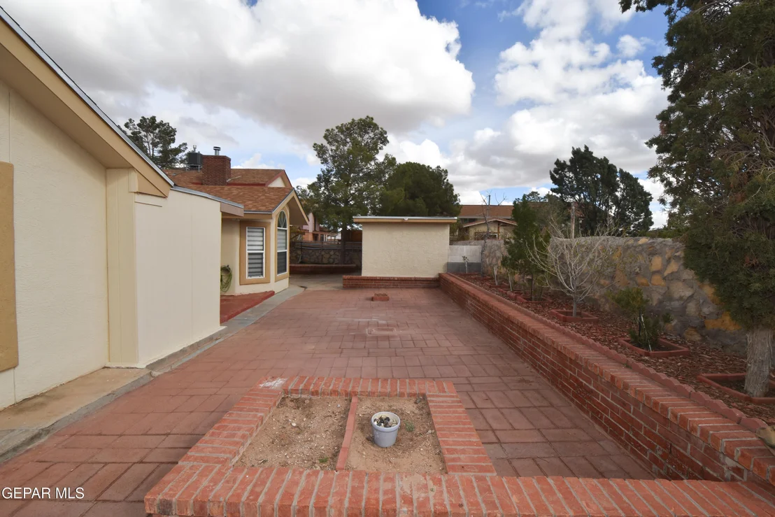 Photo of 11432 BOB MITCHELL Drive