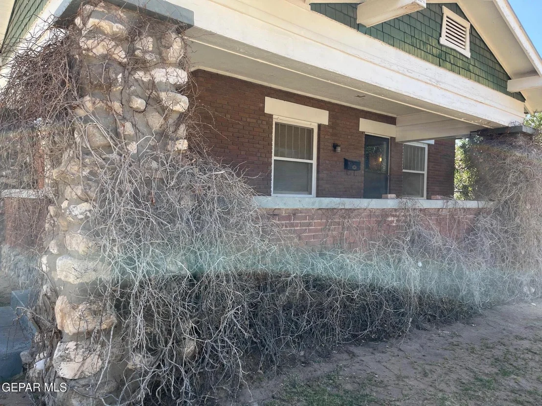 Photo of 1004 MADELINE Drive