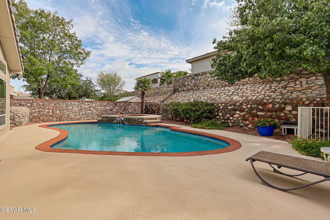 Photo of 1054 Eagle Ridge Drive